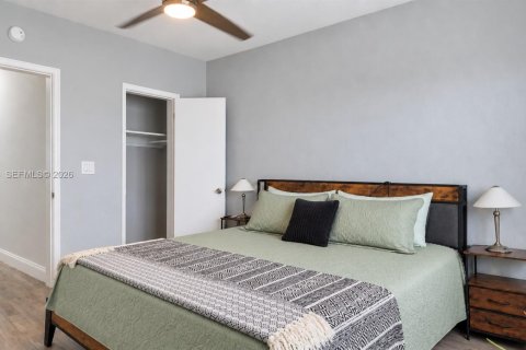 Copropriété à louer à Miami Beach, Floride: 1 chambre, 69.68 m2 № 2382288 - photo 8
