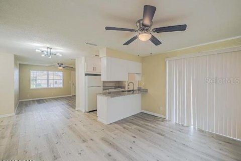 House in Port Orange, Florida 2 bedrooms, 94.57 sq.m. № 1844246 - photo 11