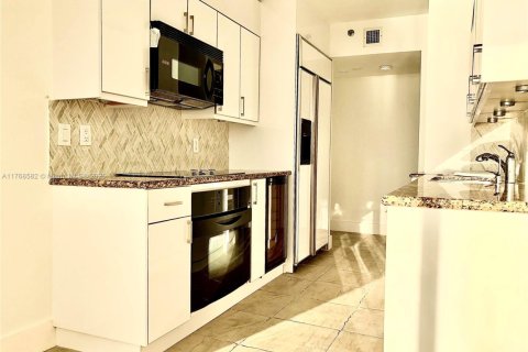 Copropriété à vendre à Aventura, Floride: 2 chambres, 125.42 m2 № 1963498 - photo 11