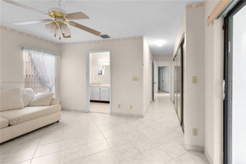 Casa en venta en Sunrise, Florida, 3 dormitorios, 136.19 m2 № 1957292 - foto 26