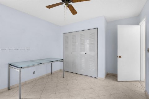 Casa en venta en Sunrise, Florida, 3 dormitorios, 136.19 m2 № 1957292 - foto 22