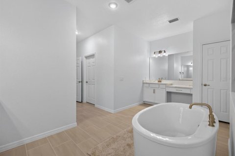 Купить виллу или дом в Киссимми, Флорида 10 комнат, 353.21м2, № 2322293 - фото 30