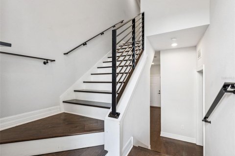 Touwnhouse à vendre à Tampa, Floride: 4 chambres, 205.31 m2 № 1919914 - photo 6