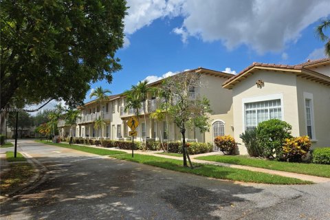 Купить таунхаус в Бойнтон-Бич, Флорида 3 спальни, 155.89м2, № 1949391 - фото 3