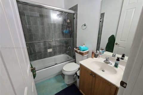 Купить таунхаус в Бойнтон-Бич, Флорида 3 спальни, 155.89м2, № 1949391 - фото 23