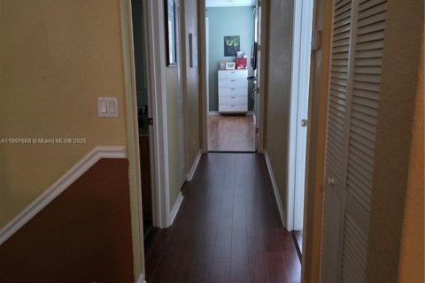 Купить таунхаус в Бойнтон-Бич, Флорида 3 спальни, 155.89м2, № 1949391 - фото 20