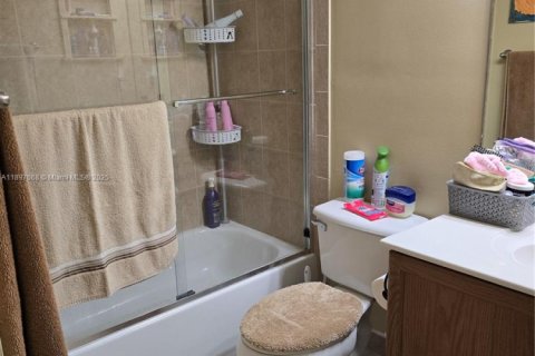 Купить таунхаус в Бойнтон-Бич, Флорида 3 спальни, 155.89м2, № 1949391 - фото 14