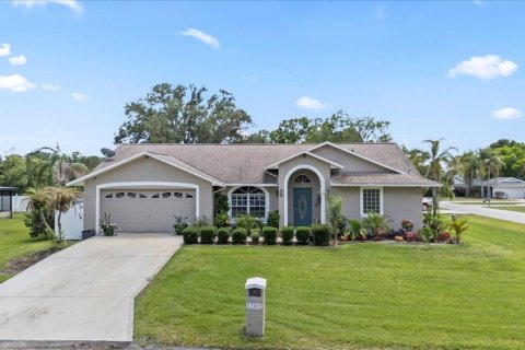 Casa en venta en Land O' Lakes, Florida, 4 dormitorios, 193.24 m2 № 1760341 - foto 2