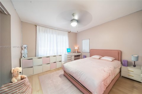 House in Miramar, Florida 2 bedrooms, 84.73 sq.m. № 2044497 - photo 17