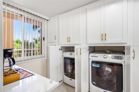 Condominio en alquiler en St. Lucie, Florida, 2 dormitorios, 110.27 m2 № 2233974 - foto 25