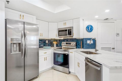 Condominio en alquiler en St. Lucie, Florida, 2 dormitorios, 110.27 m2 № 2233974 - foto 10