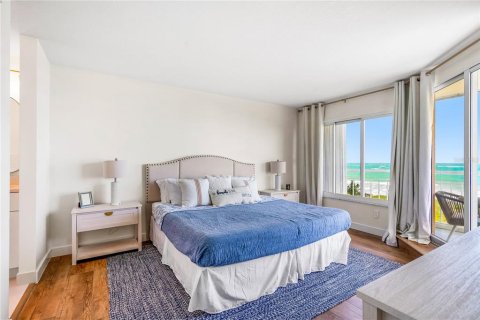 Condominio en alquiler en St. Lucie, Florida, 2 dormitorios, 110.27 m2 № 2233974 - foto 16