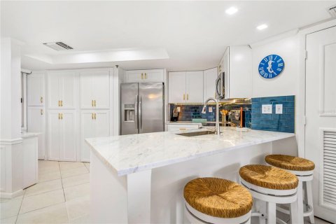 Condominio en alquiler en St. Lucie, Florida, 2 dormitorios, 110.27 m2 № 2233974 - foto 5