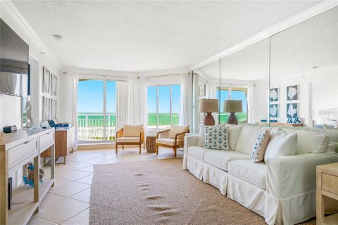 Condominio en alquiler en St. Lucie, Florida, 2 dormitorios, 110.27 m2 № 2233974 - foto 11