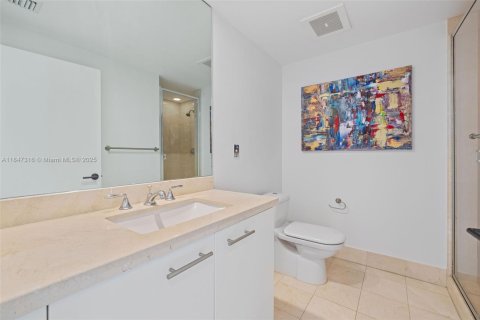 Copropriété à vendre à Miami Beach, Floride: 2 chambres, 128.86 m2 № 1961809 - photo 13