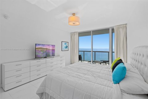Copropriété à vendre à Miami Beach, Floride: 2 chambres, 128.86 m2 № 1961809 - photo 16