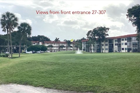 Снять в аренду кондоминиум в Пемброк-Пайнс, Флорида 2 спальни, 108.7м2, № 1989804 - фото 28