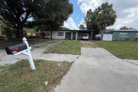 House in Tampa, Florida 3 bedrooms, 90.58 sq.m. № 2217076 - photo 17