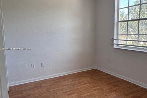 Adosado en alquiler en Miramar, Florida, 4 dormitorios, 168.62 m2 № 2041369 - foto 3