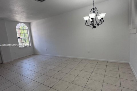 Adosado en alquiler en Miramar, Florida, 4 dormitorios, 168.62 m2 № 2041369 - foto 5