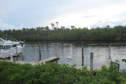 Condo in Port St. Lucie, Florida, 2 bedrooms № 2254406 - photo 28