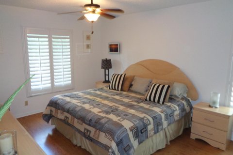 Condo in Port St. Lucie, Florida, 2 bedrooms № 2254406 - photo 20