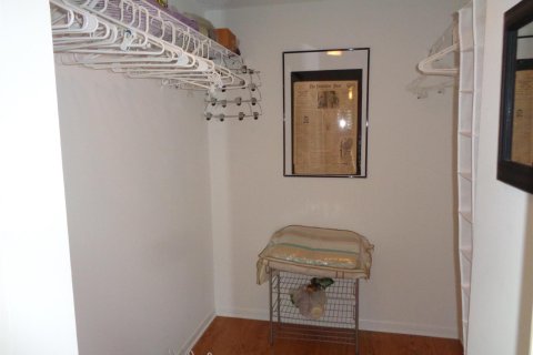 Condo in Port St. Lucie, Florida, 2 bedrooms № 2254406 - photo 22