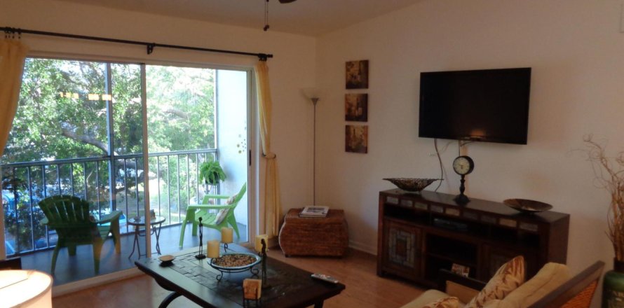 Condo in Port St. Lucie, Florida, 2 bedrooms № 2254406