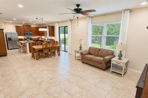 Villa ou maison à vendre à Melbourne, Floride: 5 chambres, 262.63 m2 № 2356069 - photo 14