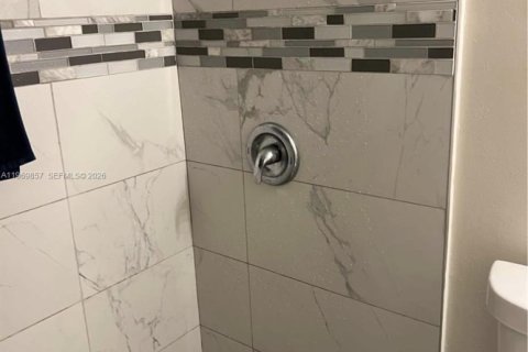 Condominio en alquiler en Margate, Florida, 1 dormitorio, 68.28 m2 № 2031016 - foto 7