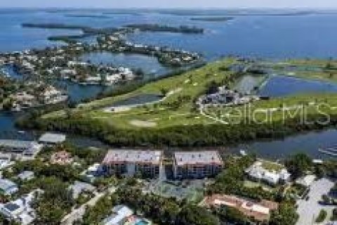 House in Placida, Florida 3 bedrooms, 195.09 sq.m. № 2210915 - photo 25