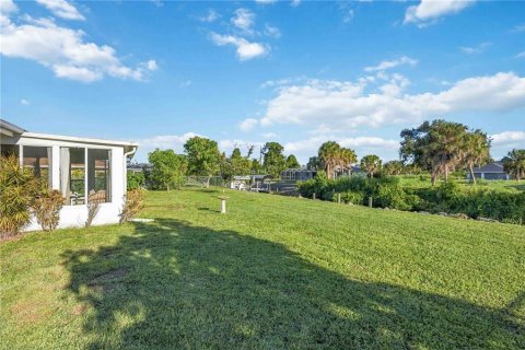 House in Englewood, Florida 2 bedrooms, 107.12 sq.m. № 2391034 - photo 26