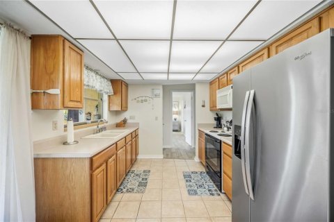 House in Englewood, Florida 2 bedrooms, 107.12 sq.m. № 2391034 - photo 8