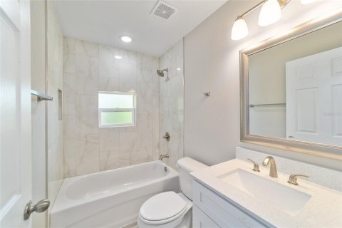 Casa en venta en Ocklawaha, Florida, 3 dormitorios, 133.41 m2 № 1900658 - foto 23