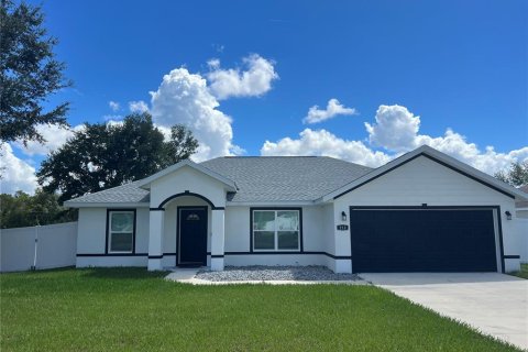 Casa en venta en Ocklawaha, Florida, 3 dormitorios, 133.41 m2 № 1900658 - foto 1