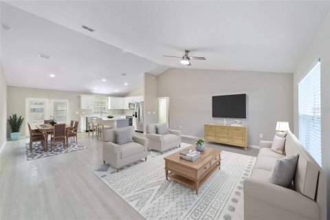 Casa en venta en Ocklawaha, Florida, 3 dormitorios, 133.41 m2 № 1900658 - foto 2