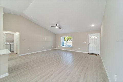 Casa en venta en Ocklawaha, Florida, 3 dormitorios, 133.41 m2 № 1900658 - foto 10