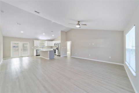 Casa en venta en Ocklawaha, Florida, 3 dormitorios, 133.41 m2 № 1900658 - foto 3