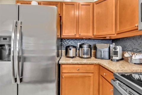 Купить таунхаус в Хайалиа, Флорида 3 спальни, 143.53м2, № 1981938 - фото 15