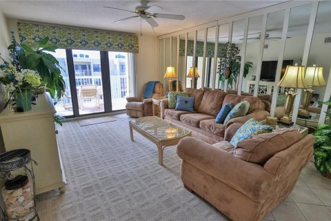 Copropriété à vendre à New Smyrna Beach, Floride: 2 chambres, 87.7 m2 № 1517692 - photo 4