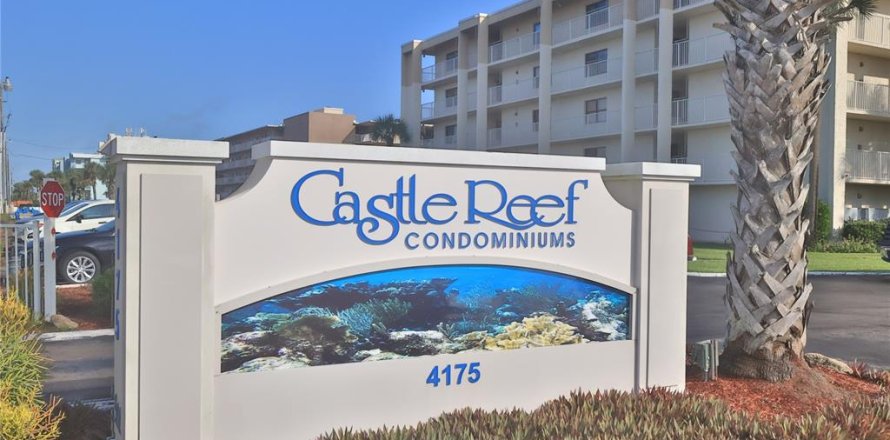 Condominio en New Smyrna Beach, Florida, 2 dormitorios № 1517692