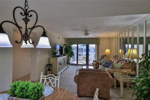 Copropriété à vendre à New Smyrna Beach, Floride: 2 chambres, 87.7 m2 № 1517692 - photo 12