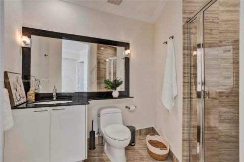 Copropriété à louer à Sunny Isles Beach, Floride: 3 chambres, 216.18 m2 № 2008910 - photo 27