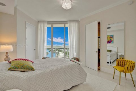 Copropriété à louer à Sunny Isles Beach, Floride: 3 chambres, 216.18 m2 № 2008910 - photo 24