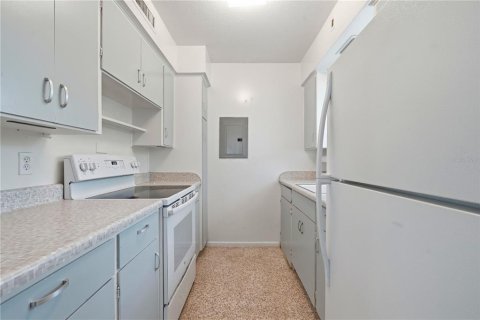 Снять в аренду квартиру в Сарасота, Флорида 1 комната, 64.66м2, № 2095258 - фото 8