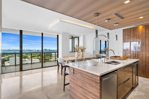 Купить кондоминиум в Майами-Бич, Флорида 3 спальни, 161.84м2, № 1969813 - фото 9