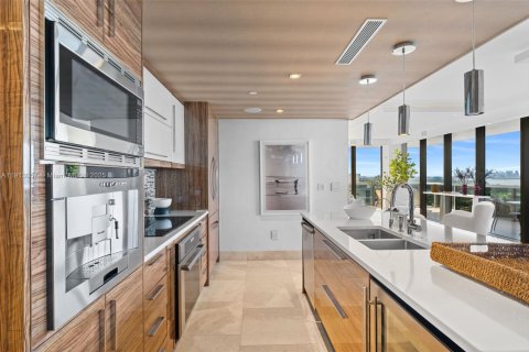 Купить кондоминиум в Майами-Бич, Флорида 3 спальни, 161.84м2, № 1969813 - фото 11