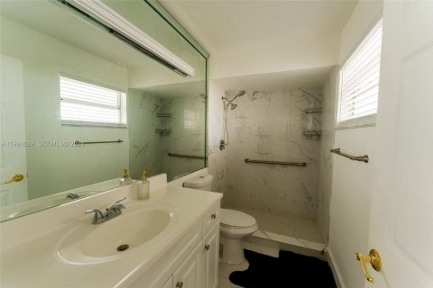 Купить виллу или дом в Катлер-Бей, Флорида 3 спальни, 127.18м2, № 2052294 - фото 23