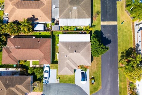 Купить виллу или дом в Катлер-Бей, Флорида 3 спальни, 127.18м2, № 2052294 - фото 30