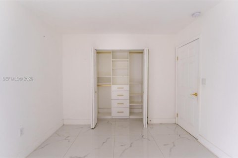 Купить виллу или дом в Катлер-Бей, Флорида 3 спальни, 127.18м2, № 2052294 - фото 13